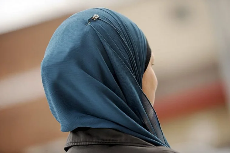 femme voilee